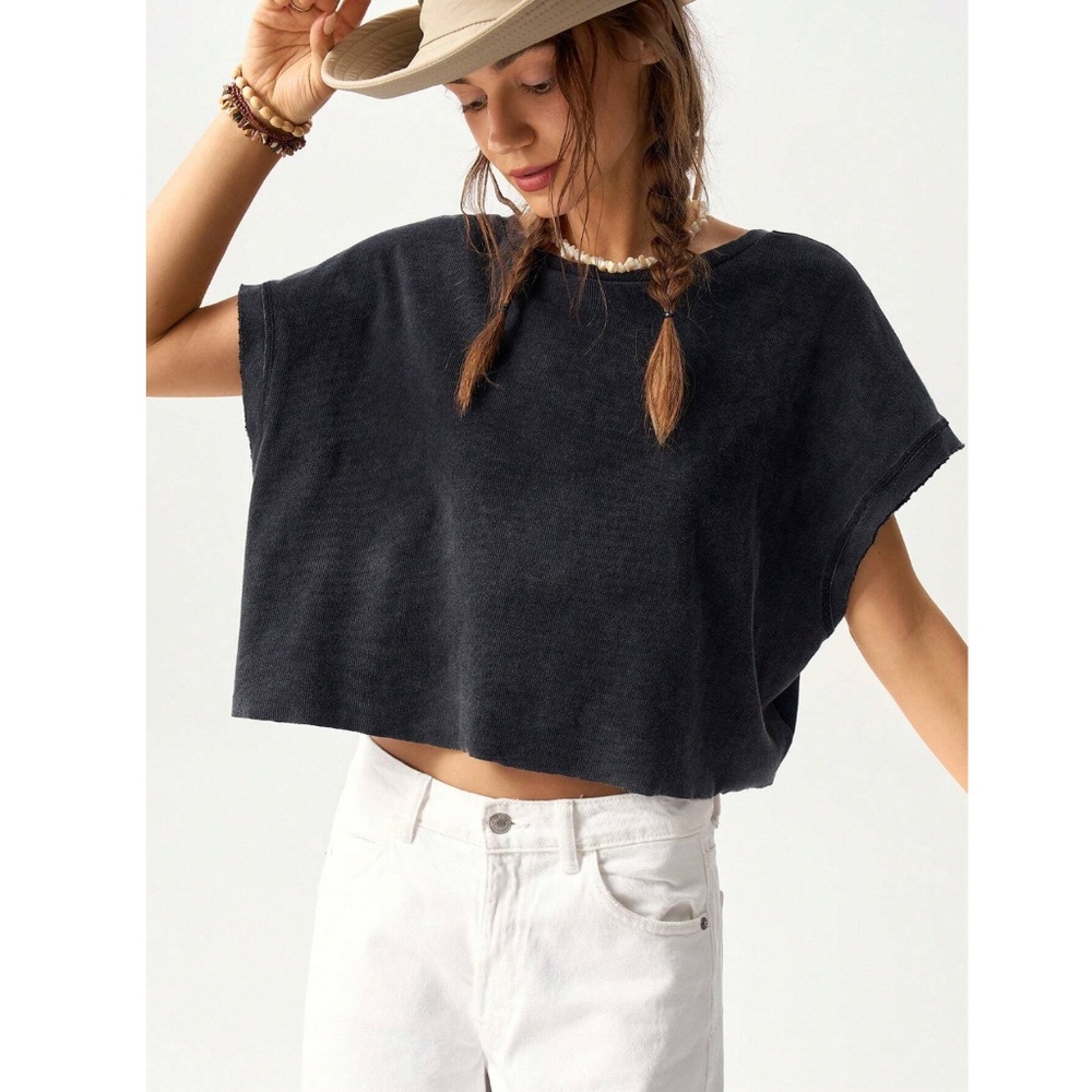 Black Cotton Oversized Cropped Muscle Tee Shirt Raw Hem and Inside Out Stitches - Picture 8 of 11